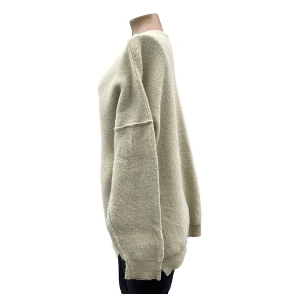 Free People Ivory Oversized V-Neck‎ Sweater 100% Nylon Soft Knit XS-M - Picture 11 of 11